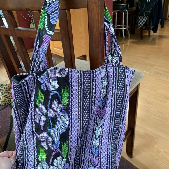 Embroidered tote - Picture 2 of 2